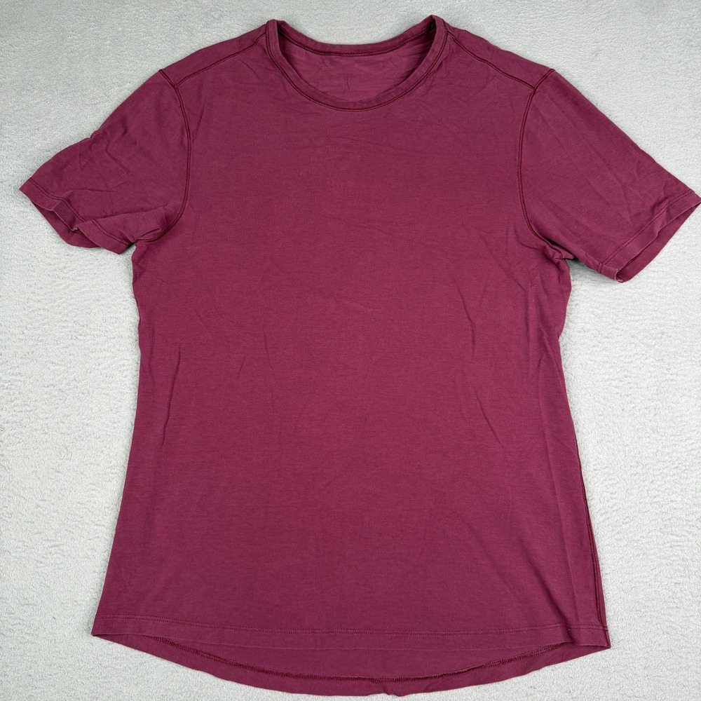 Lululemon Shirt Womens Medium Red Crewneck Athletic Workout Tee‎ Gym Performance